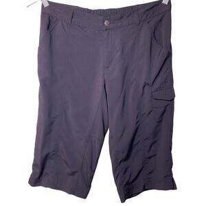 Columbia Omni-Shade Women's 8 Black Lightweight Nylon Hiking Short Capri Pants